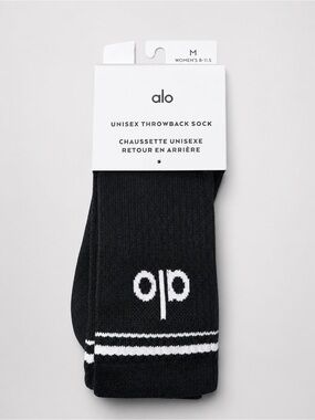Alo Yoga Throwback Socks Charcoal Ivory Logo Crew Unisex Size M NWT